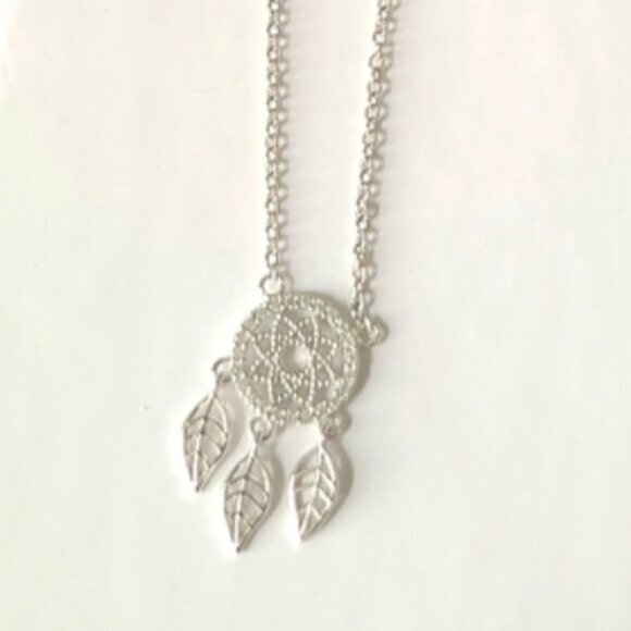 Native Indigenous Symbol Jewelry Silver Tone Dream Catcher Statement Necklace - Picture 1 of 2